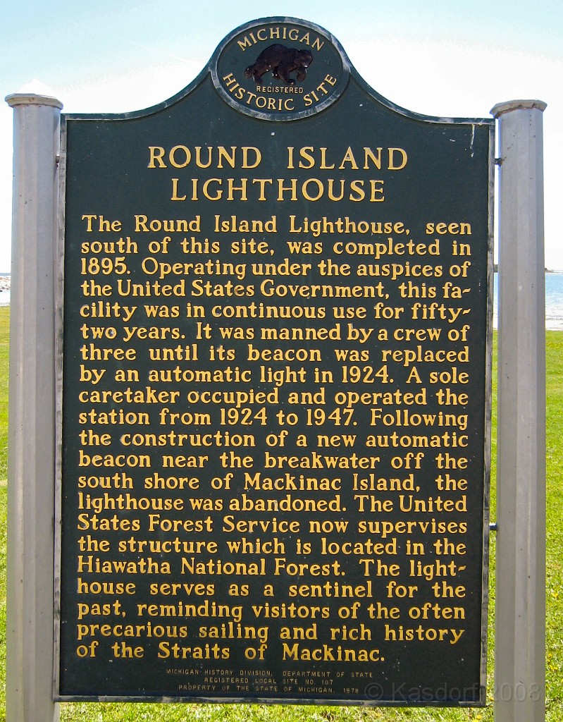 Mackinaw Island Area May 2008 0494.jpg - May 24 2008 a trip to Mackinac City for a 5 M race and a visit to Mackinac Island. A day to the UP, Paradise, Whitefish Point and Tahquamen Falls. This was followed by trips to Petoskey and Charlevoix.